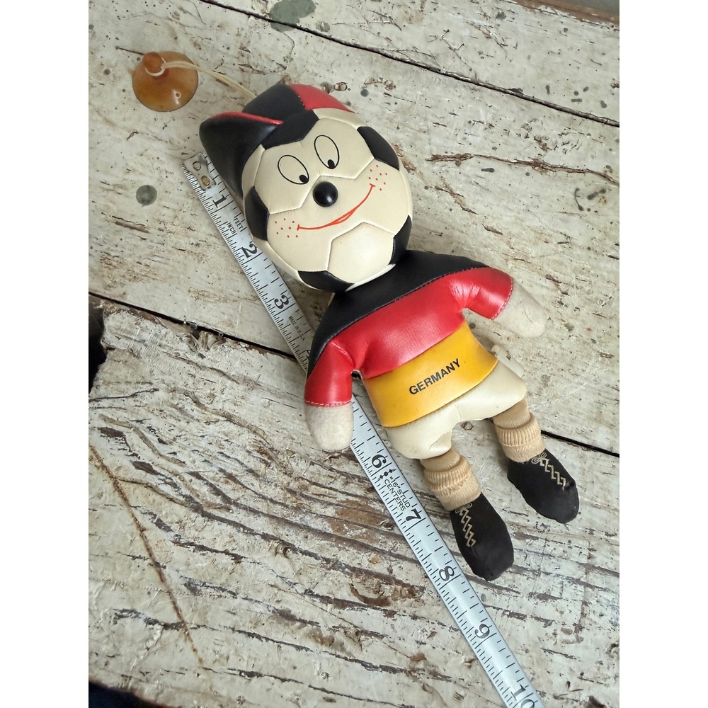 Vintage 1994 World Cup Germany Soccer Mascot Plush Suction Cup Toy USA 94 - Picture 5 of 5